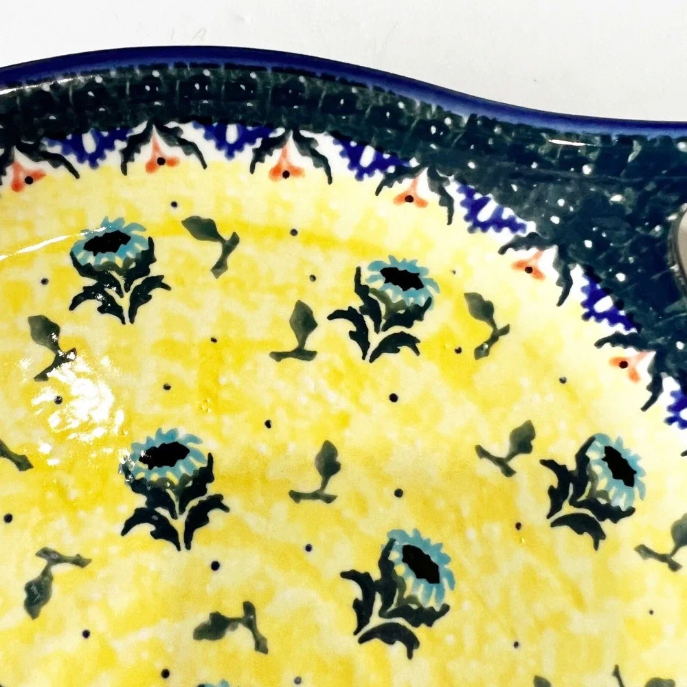 Boleslawiec Polish Pottery Yellow Blue Round Serving Tray w/ Handles Coneflower